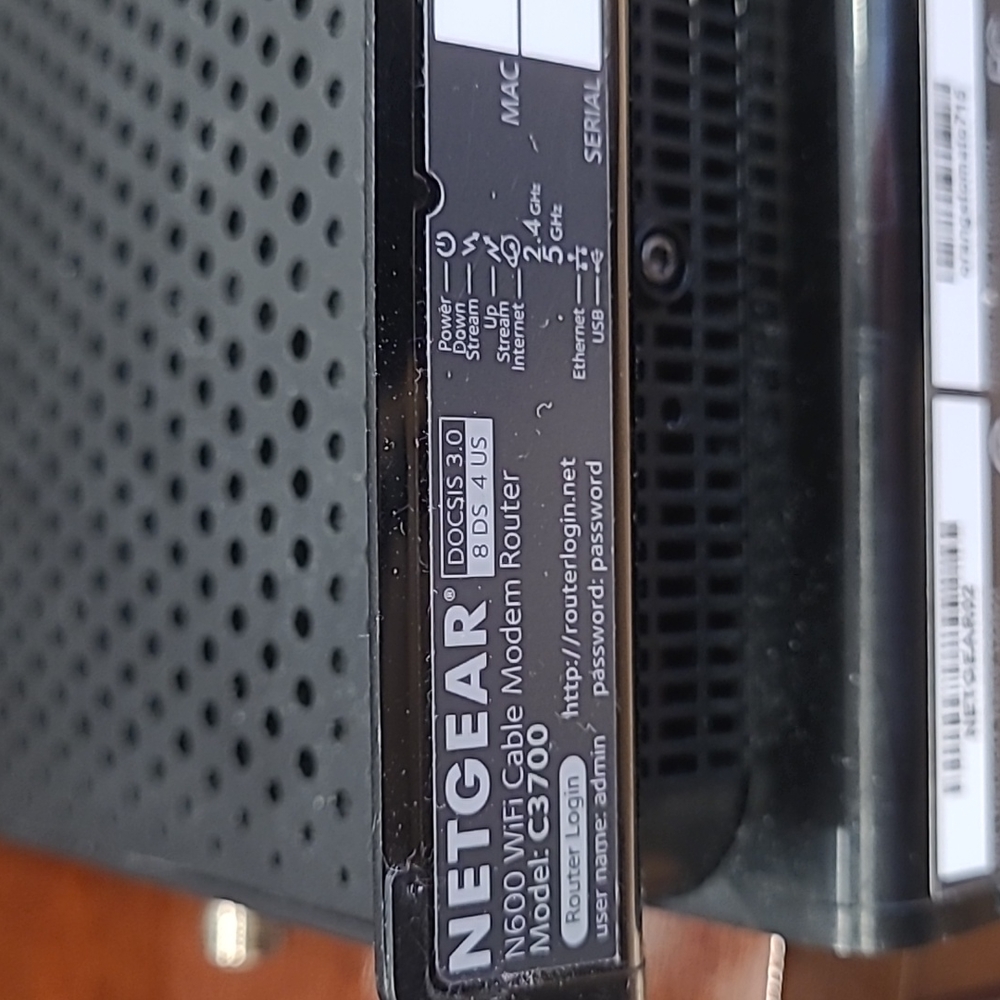 Netgear Modem Router C3700 - Picture 4 of 4